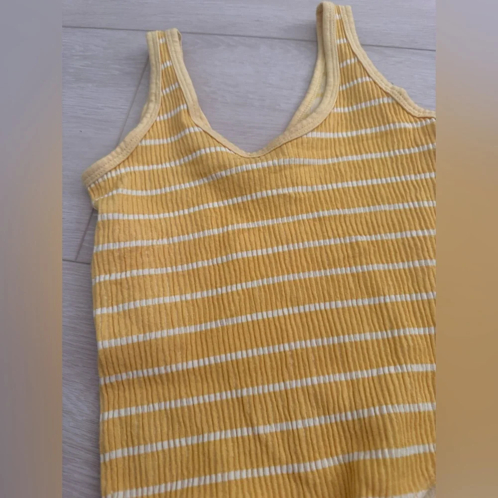 3/$10 Urban Outfitters Yellow and White Striped Bodysuit - Picture 11 of 11